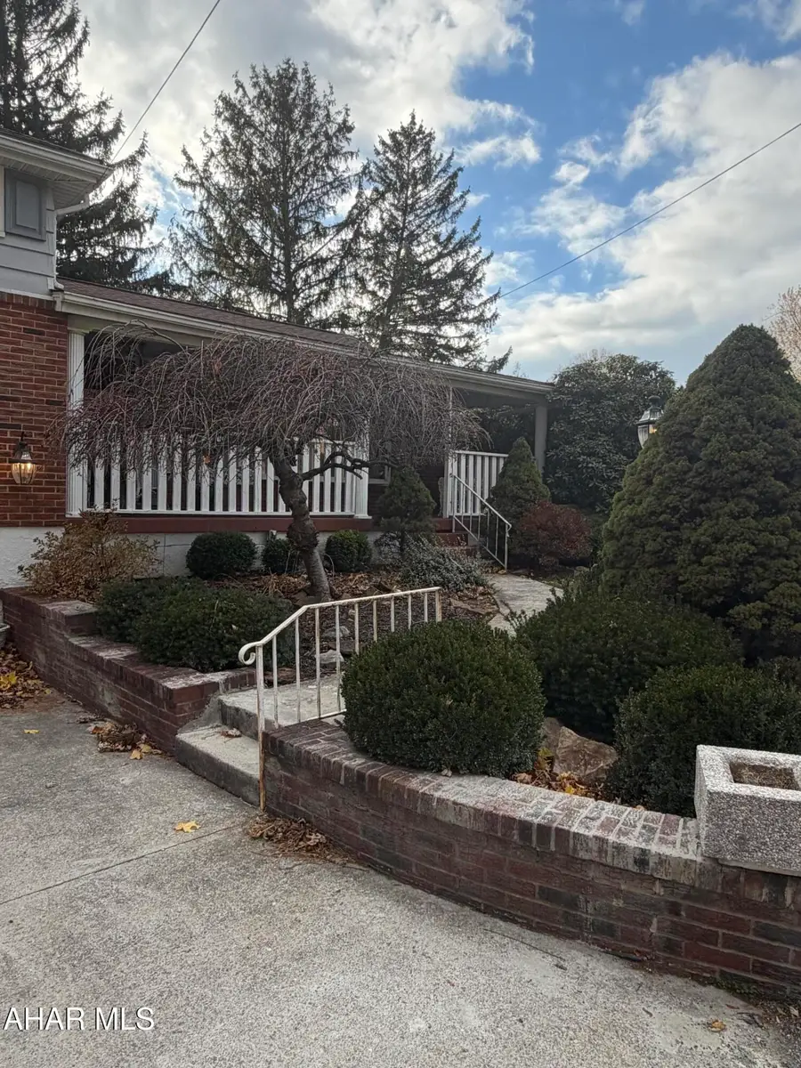 2 Orchard View Drive, Hollidaysburg, PA 16648 - Image #2