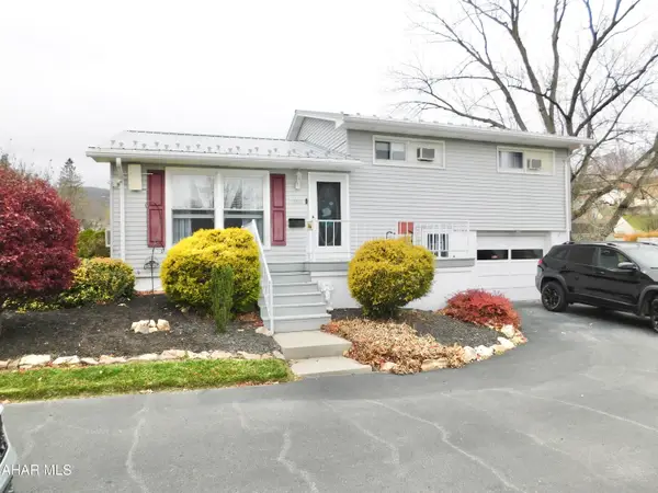 260 E Lincoln Avenue, Altoona, PA 16601