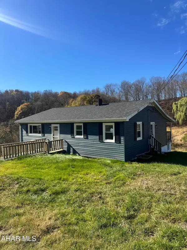 1228 Valley Forge Road, Duncansville, PA 16635