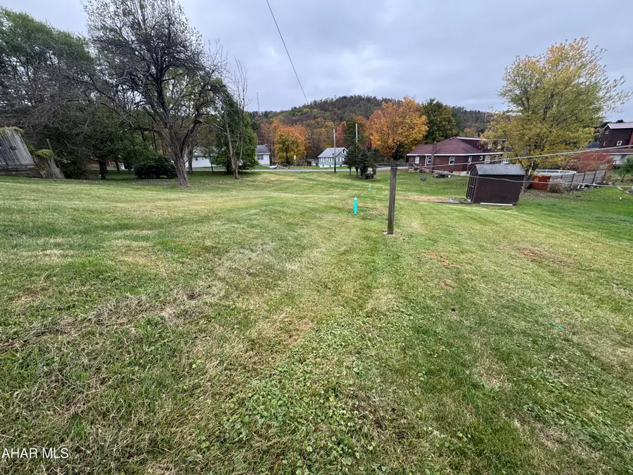 165 Ash Street, Northern Cambria, PA 15714 - Image #3