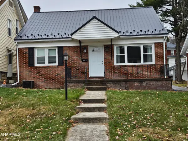 908 26th Avenue, Altoona, PA 16601