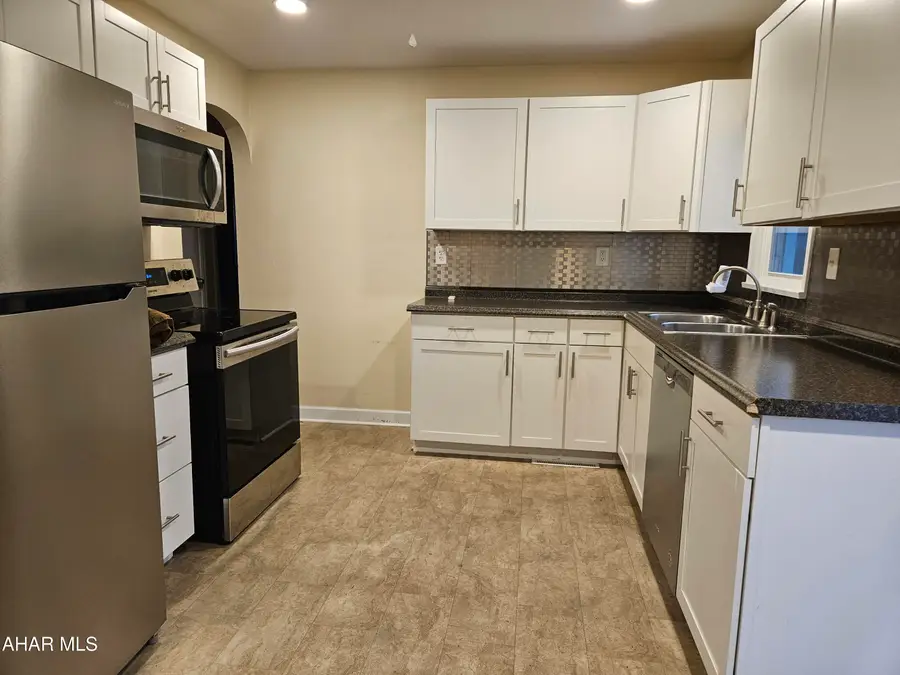 908 26th Avenue, Altoona, PA 16601 - Image #2