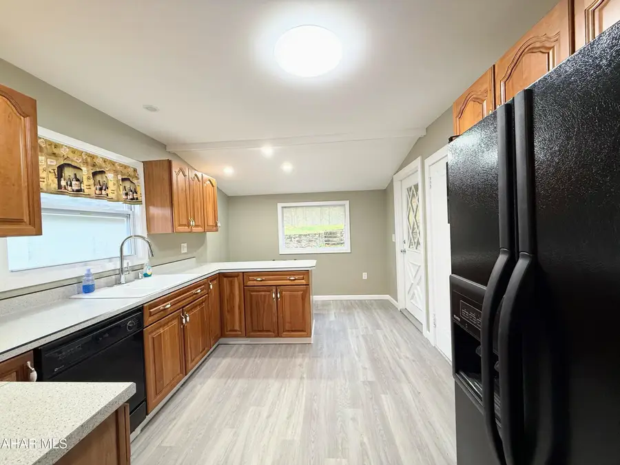 319 Heather Avenue, Altoona, PA 16602 - Image #3