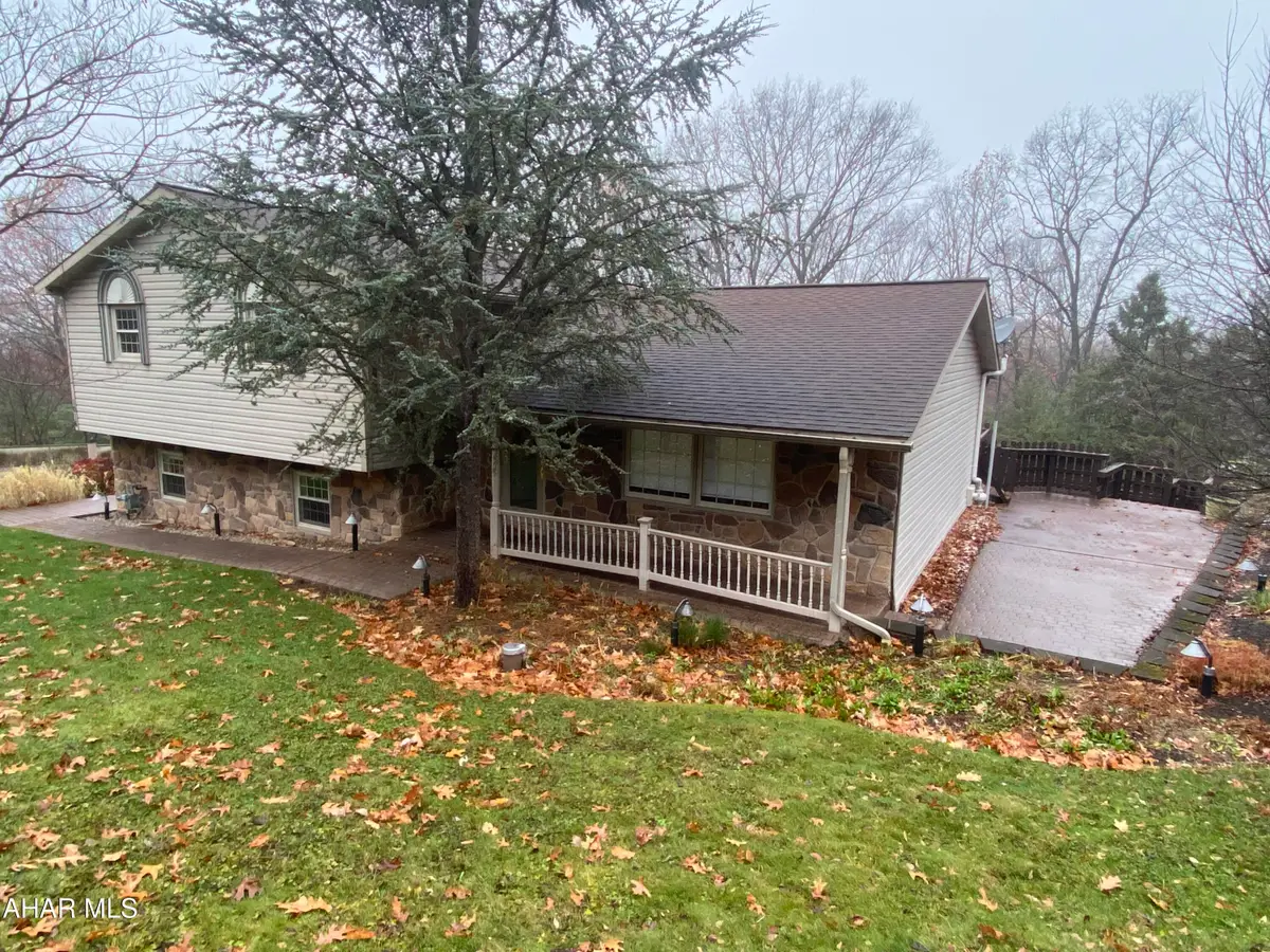 1016 S Carlisle Lane, Altoona, PA 16602 - Image #1