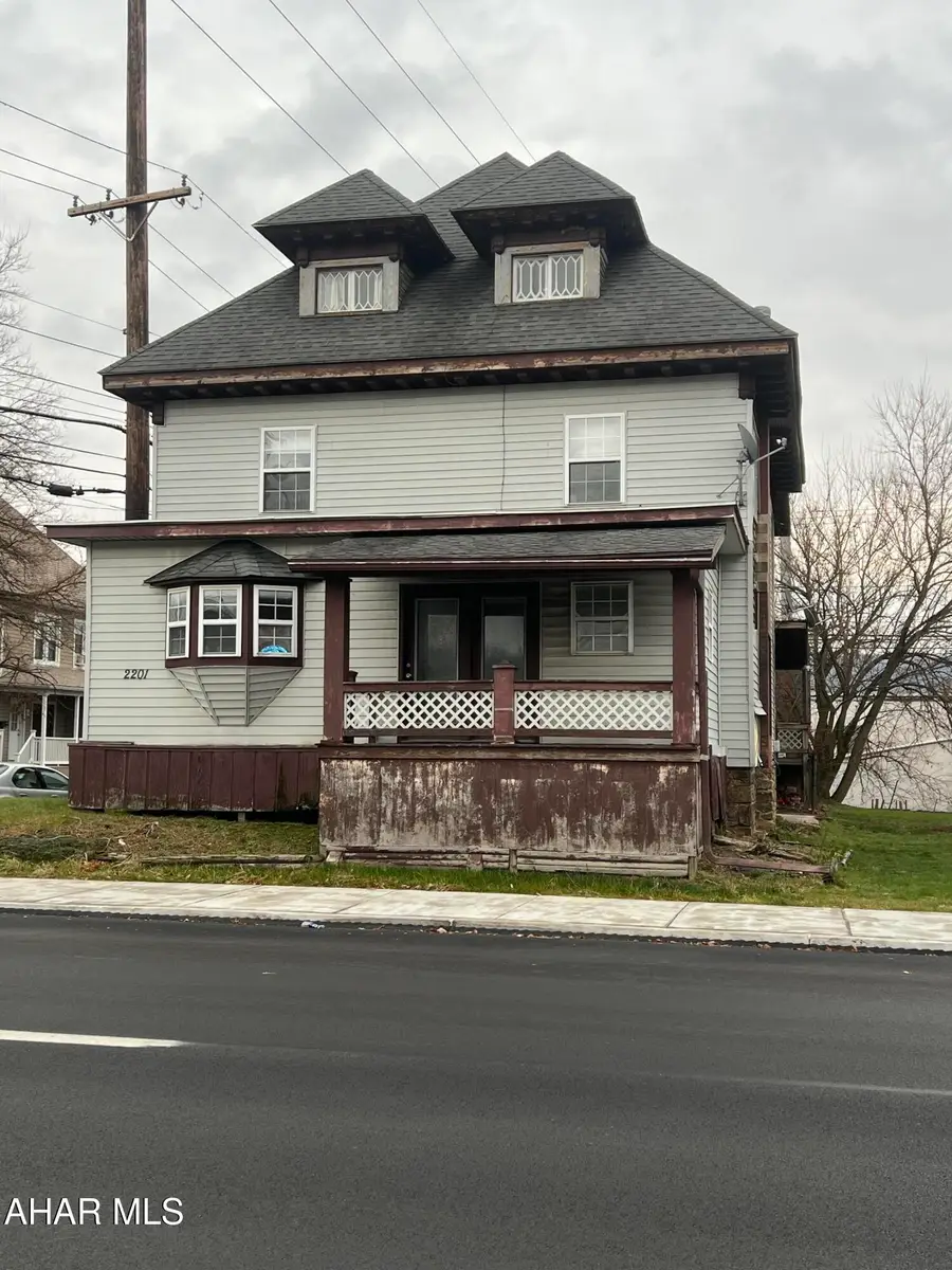2201 Broad Avenue, Altoona, PA 16602 - Image #2
