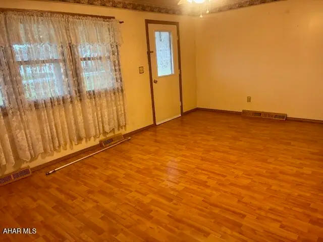 4658 E Loop Rd Road, Hollidaysburg, PA 16648 - Image #3