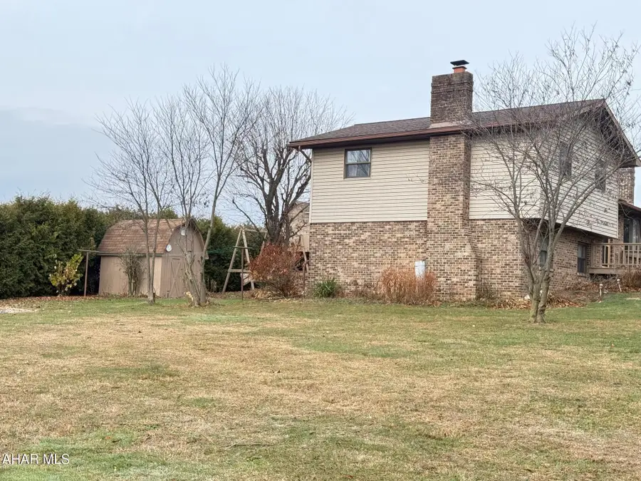 209 Hoover Drive, Martinsburg, PA 16662 - Image #3