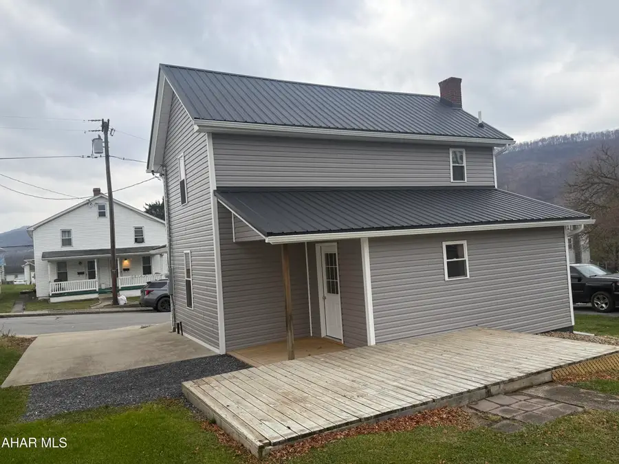 209 Cherry Street, Roaring Spring, PA 16673 - Image #3