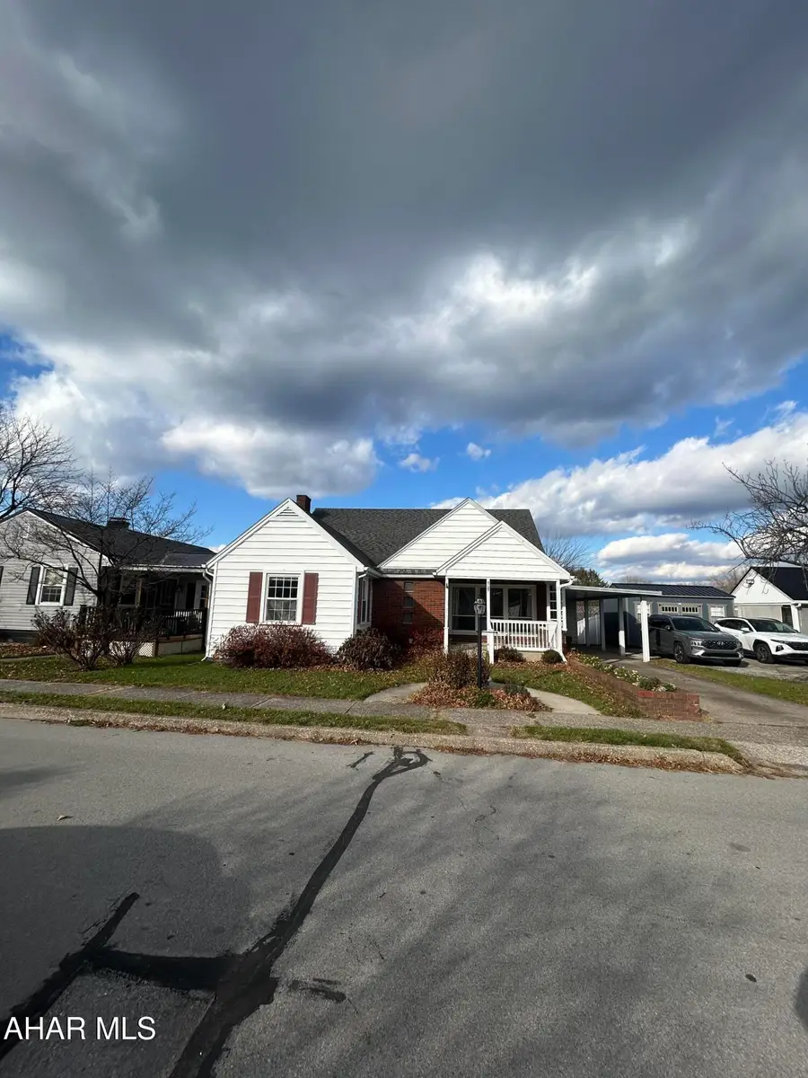 717 Harding Street, Roaring Spring, PA 16673 - Image #3