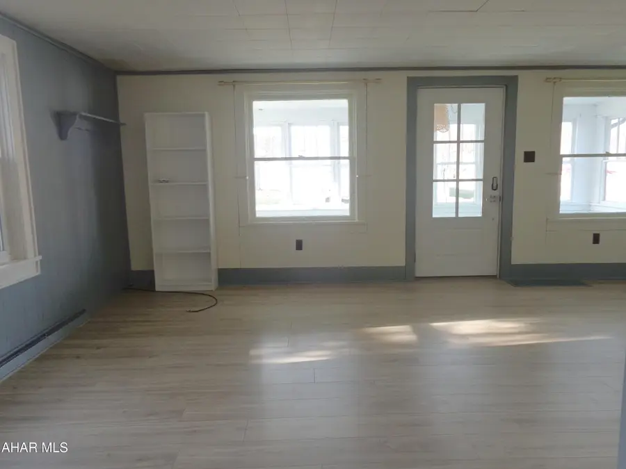 711 N 7th Street, Bellwood, PA 16617 - Image #3