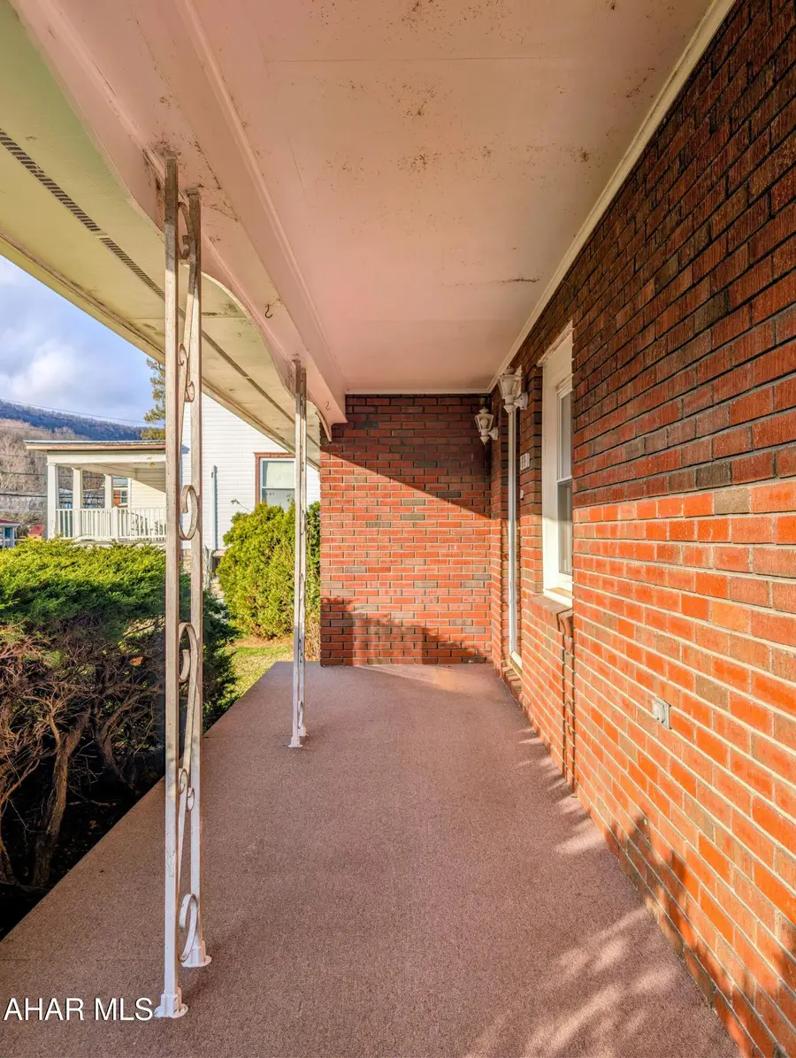 619 N Spring Street, Everett, PA 15537 - Image #2