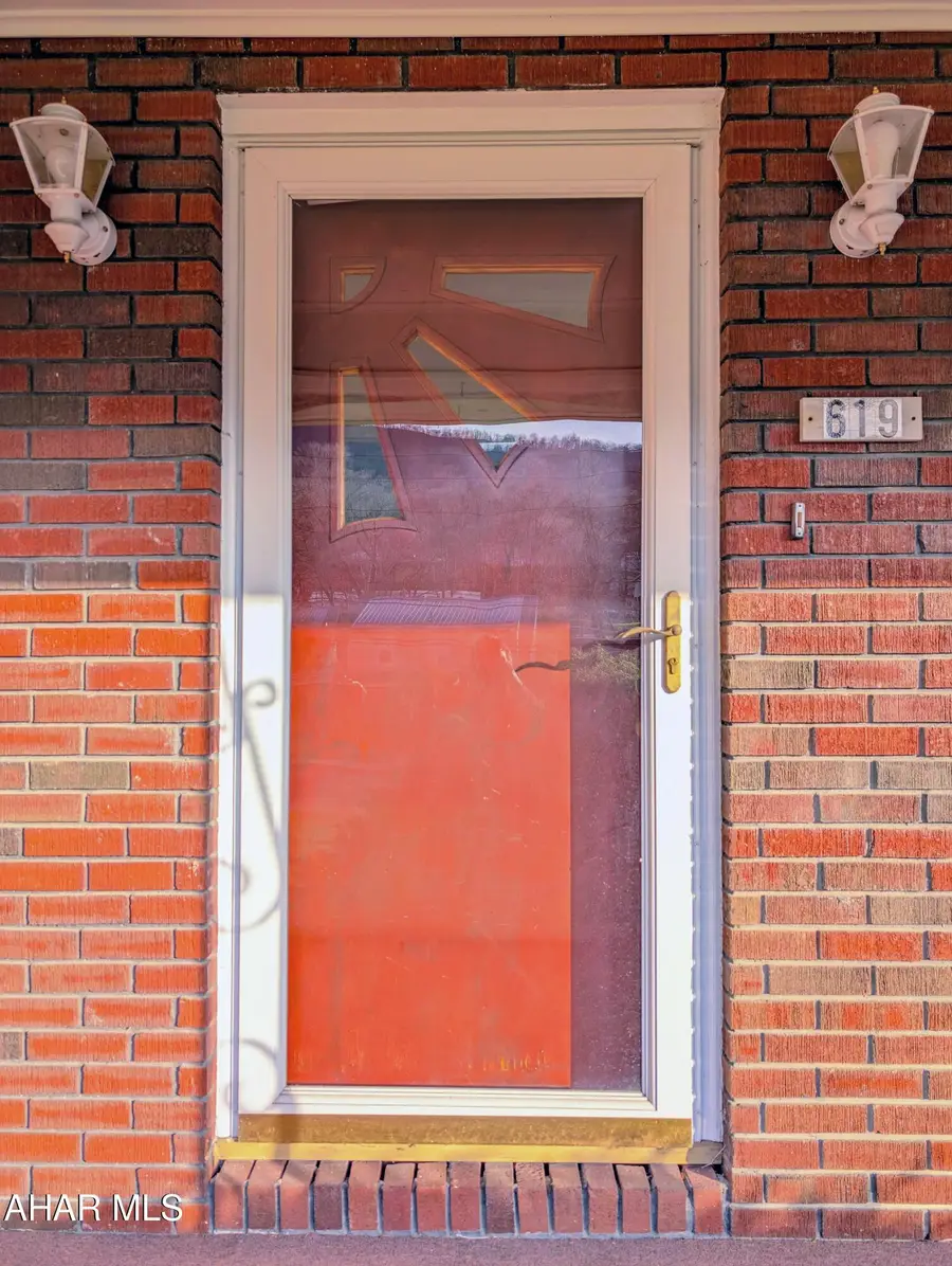 619 N Spring Street, Everett, PA 15537 - Image #3