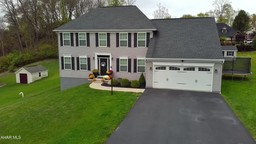 245 Jessica Street, Hollidaysburg, PA 16648 - Image #2