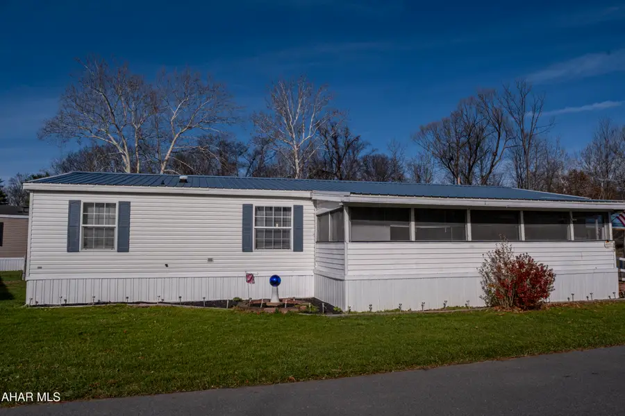 305 Brown Swiss Circle, Duncansville, PA 16635 - Image #2