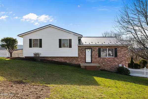 238 Donna Street, Hollidaysburg, PA 16648