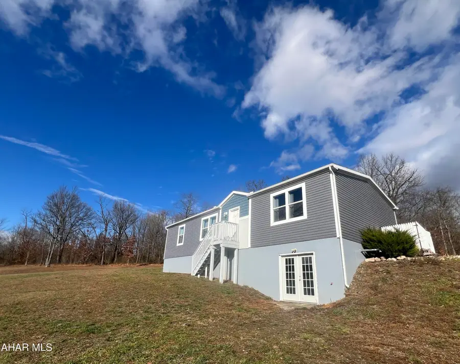 328 Rubob Farm Lane, East Freedom, PA 16637 - Image #2