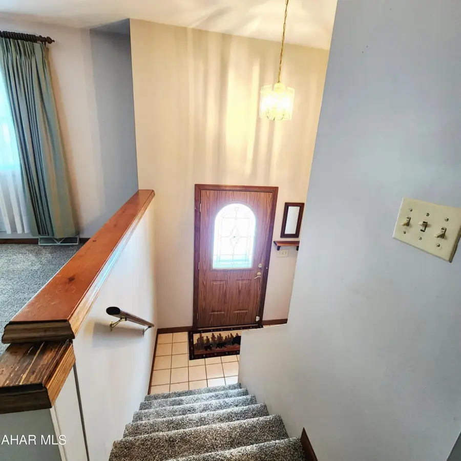 1004 Woodland Avenue, Altoona, PA 16601 - Image #2