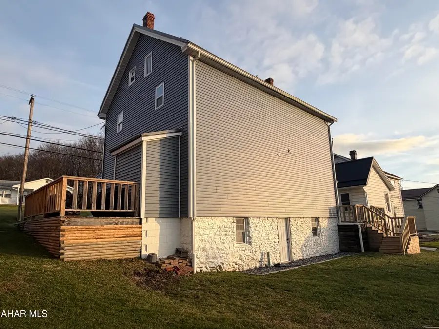 1009-1011 Main Street, Lilly, PA 15938 - Image #2