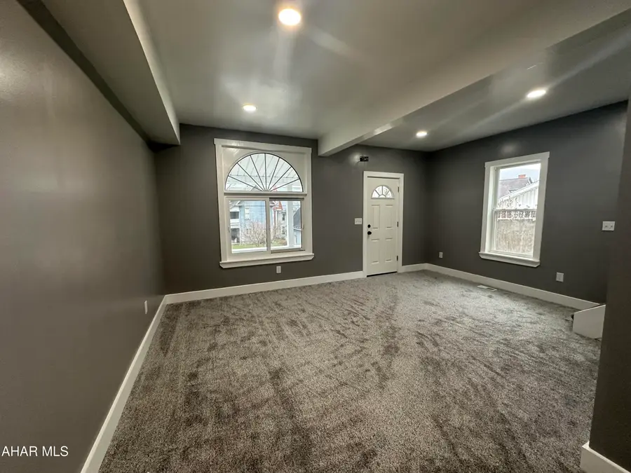 1259 Cameron Avenue, Tyrone, PA 16686 - Image #2