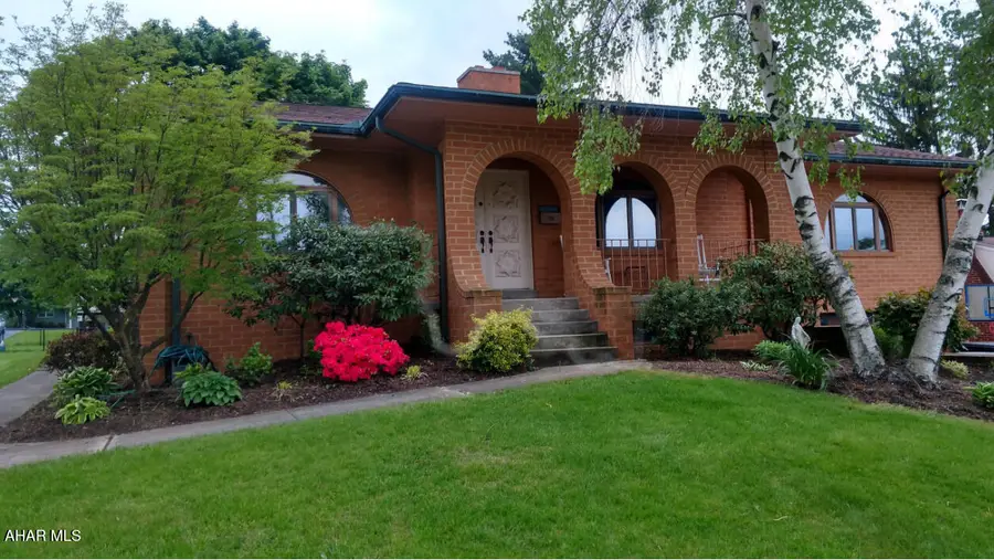 4921 5th Avenue, Altoona, PA 16602 - Image #2