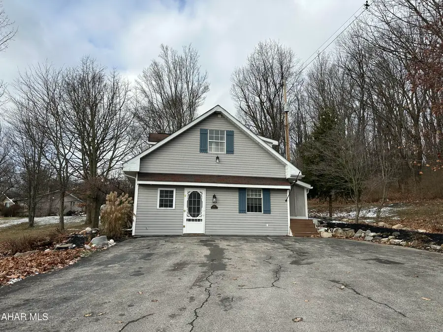 203 Hoover Lane, Duncansville, PA 16635 - Image #2