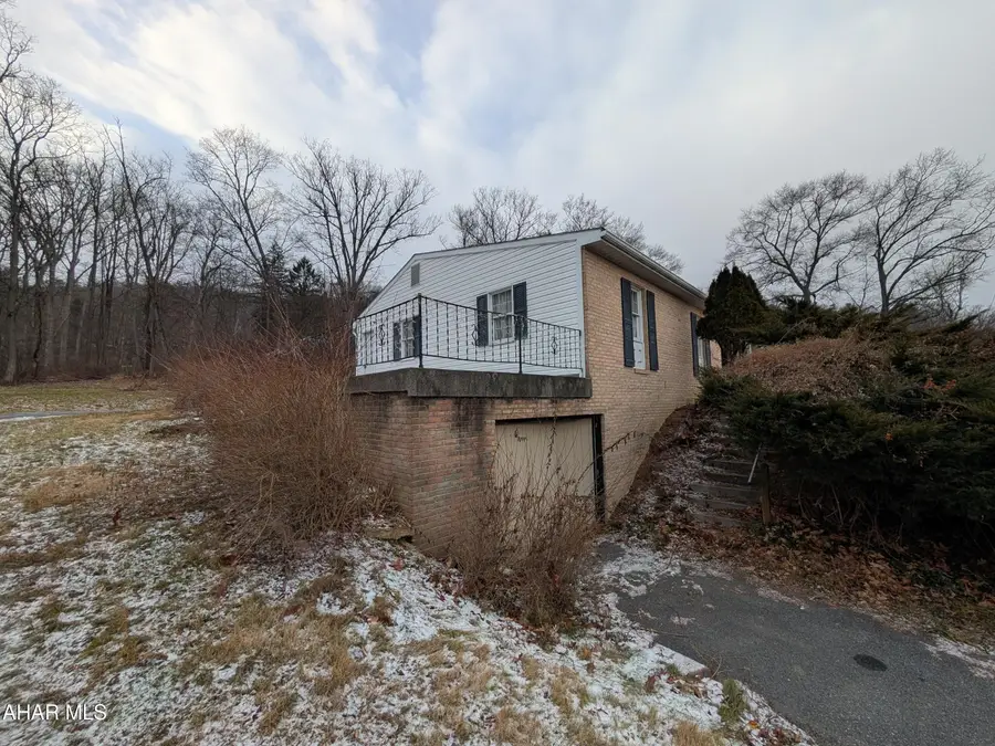 122 Evergreen Drive, Bedford, PA 15522 - Image #2