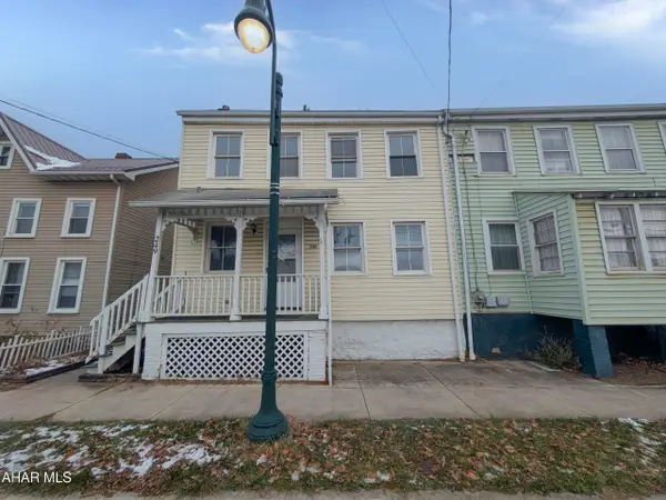 249 Broad Street, Hollidaysburg, PA 16648