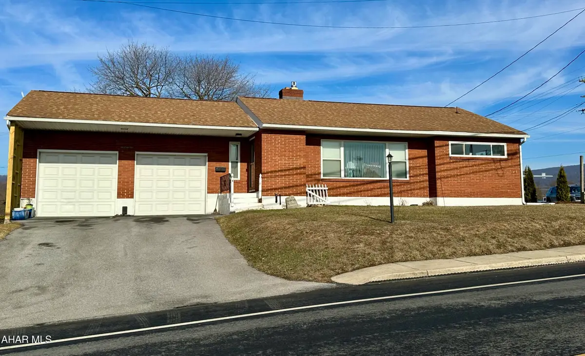 909 E Main Street, Roaring Spring, PA 16673 - Image #1