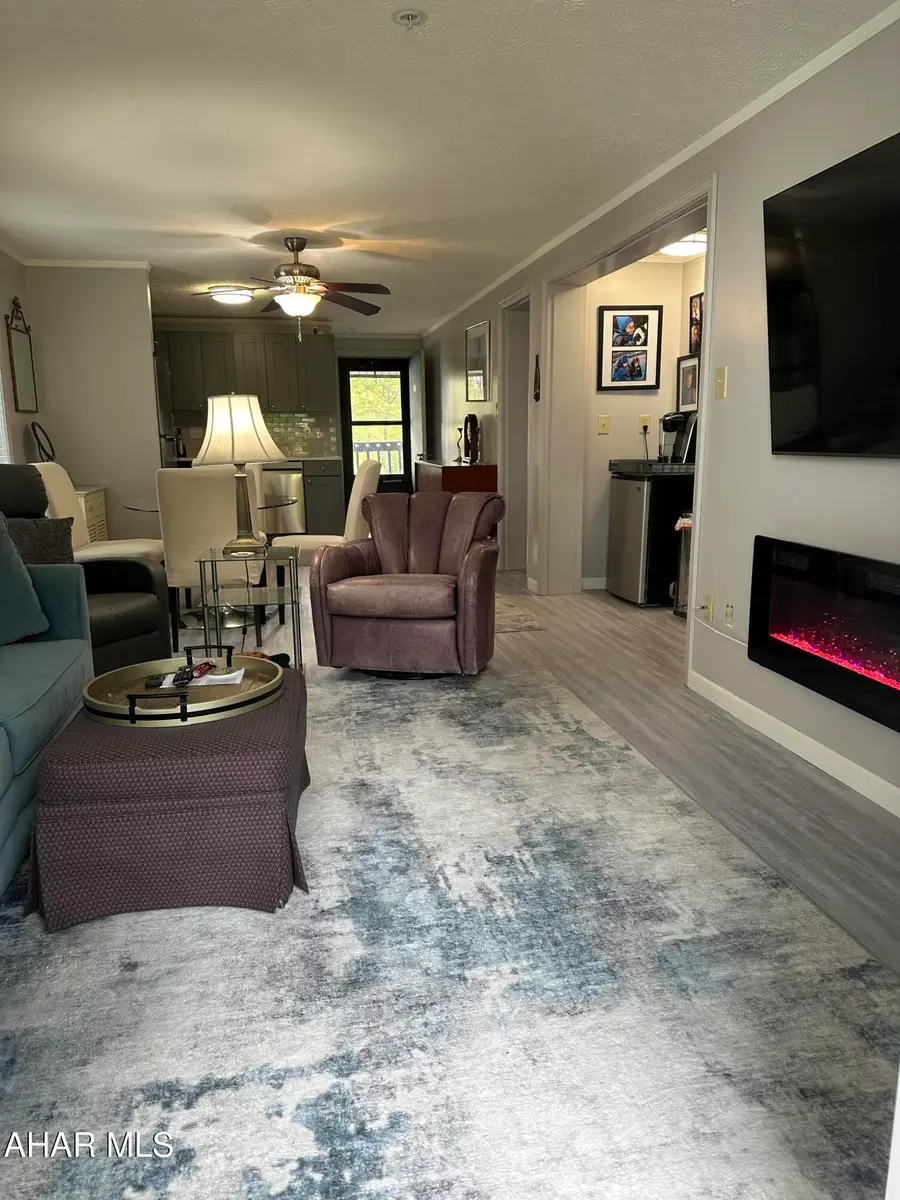 107 E Valley Point Lane, Claysburg, PA 16625 - Image #3