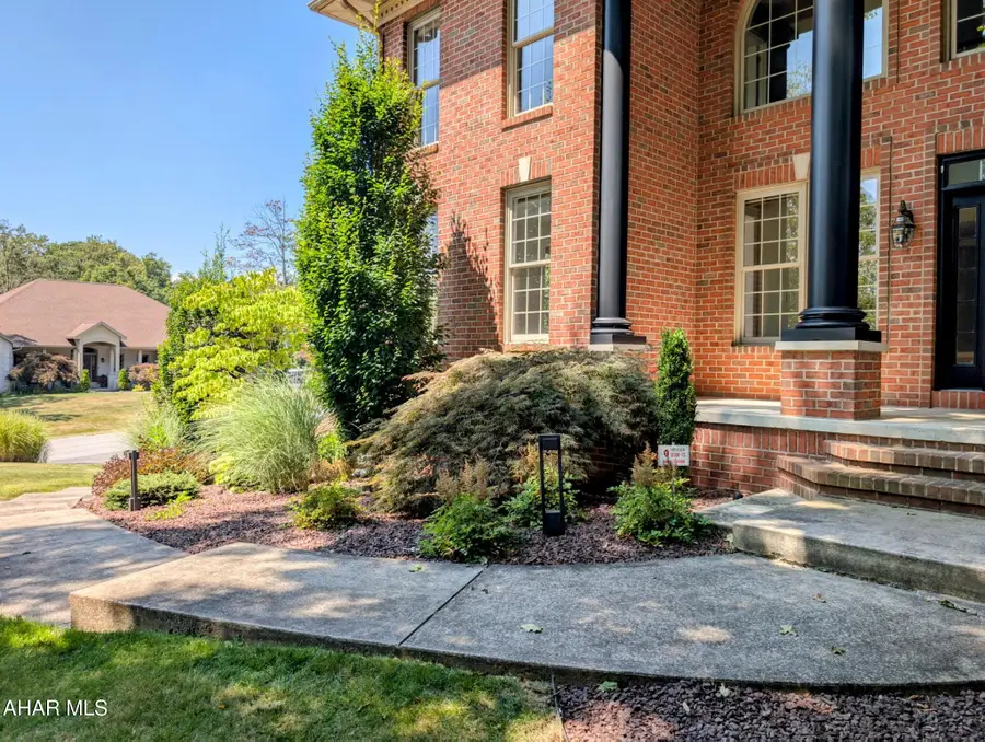 345 Oriole Drive, Hollidaysburg, PA 16648 - Image #3