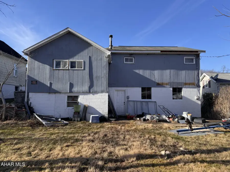 3717 Oak Avenue, Altoona, PA 16601 - Image #2