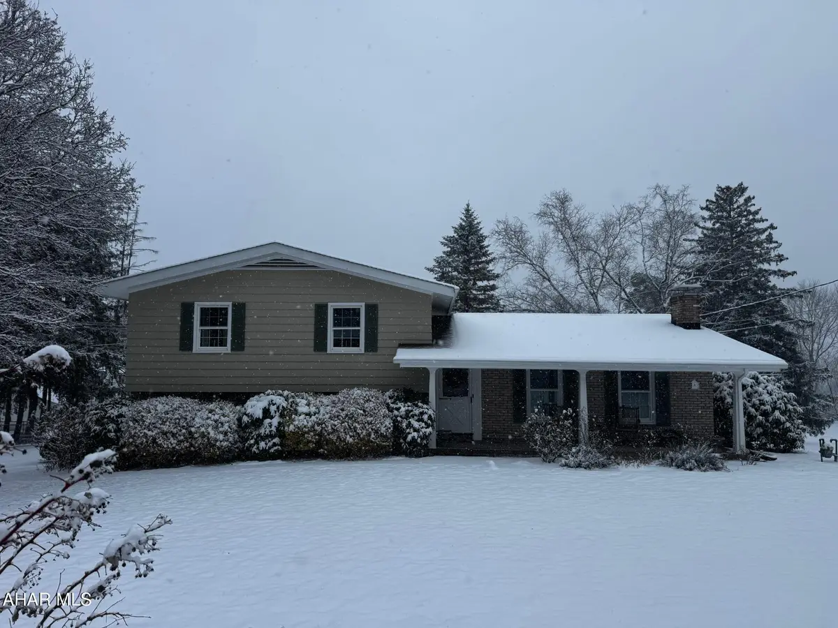 16 Elm Street, Hollidaysburg, PA 16648 - Image #1