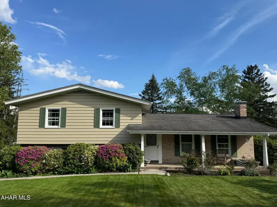 16 Elm Street, Hollidaysburg, PA 16648 - Image #2