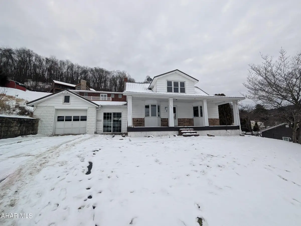 301 Hickory Street, Northern Cambria, PA 15714 - Image #1