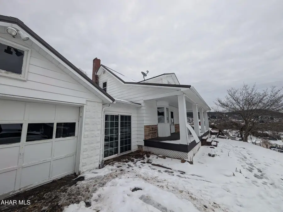 301 Hickory Street, Northern Cambria, PA 15714 - Image #3