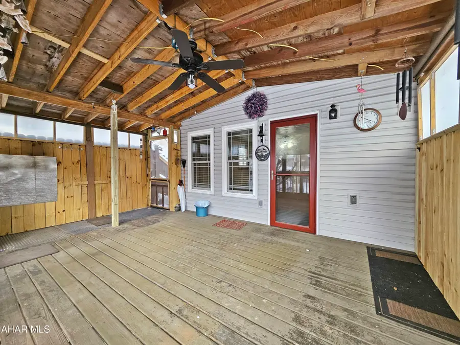 424 Covert Avenue, Tyrone, PA 16686 - Image #3