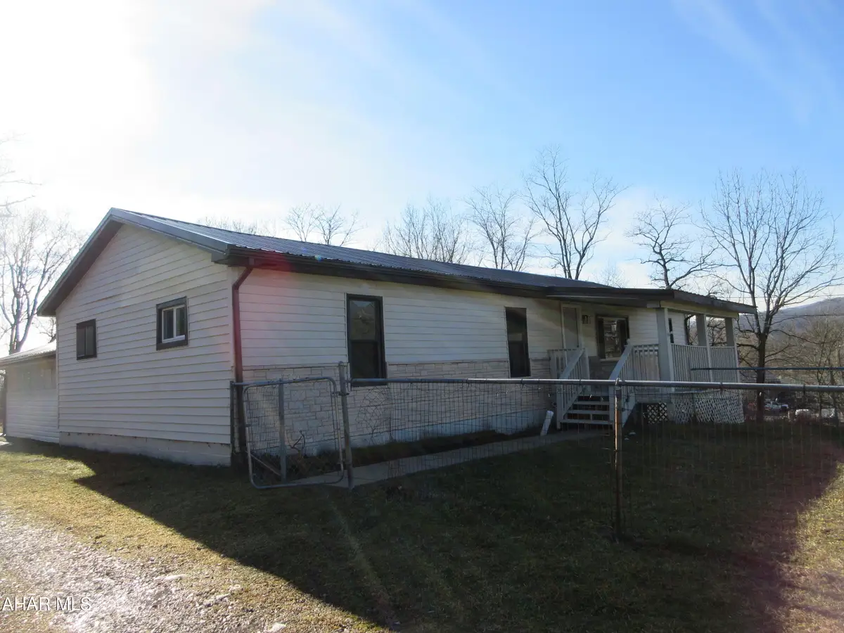 254 Bell Tip Road, Tyrone, PA 16686 - Image #1