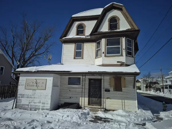 329 N 5th Avenue, Altoona, PA 16601