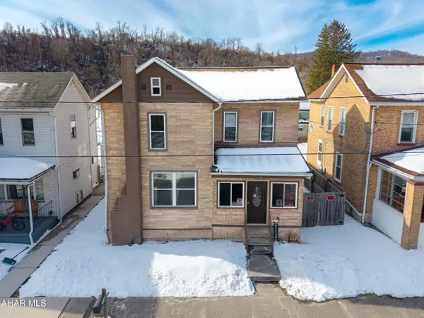 2957 2nd Avenue, Hyndman, PA 15545