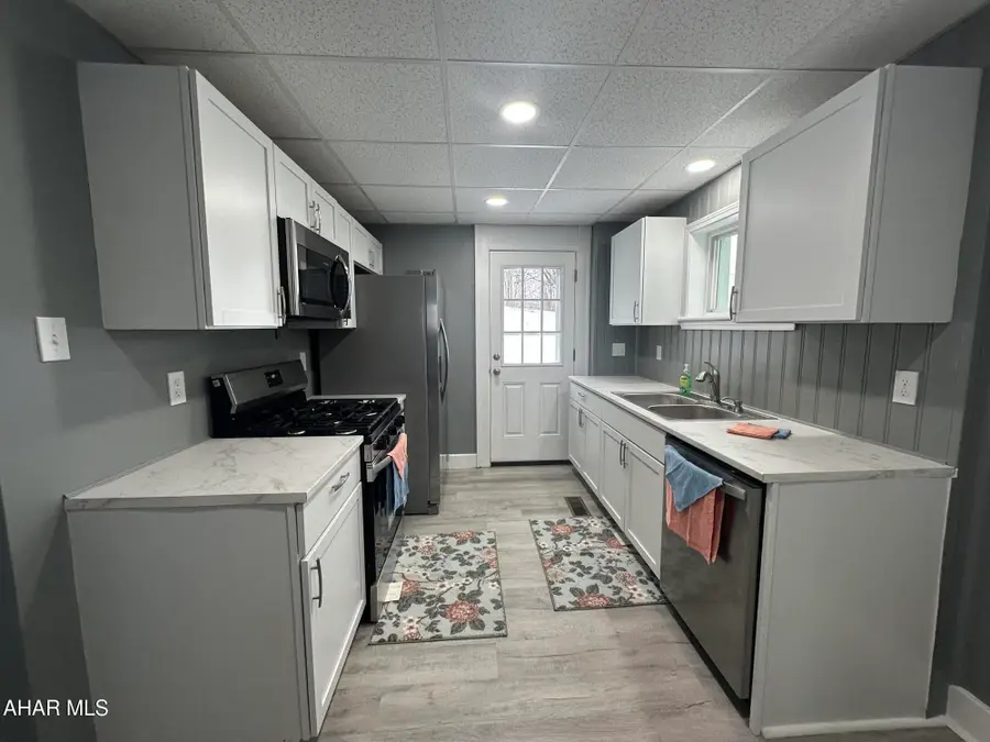 1210 N 2nd Street, Altoona, PA 16601 - #3