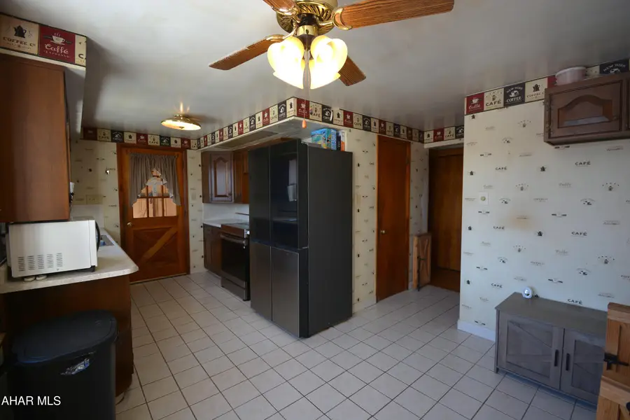 875 Davis Road, Altoona, PA 16601 - #2