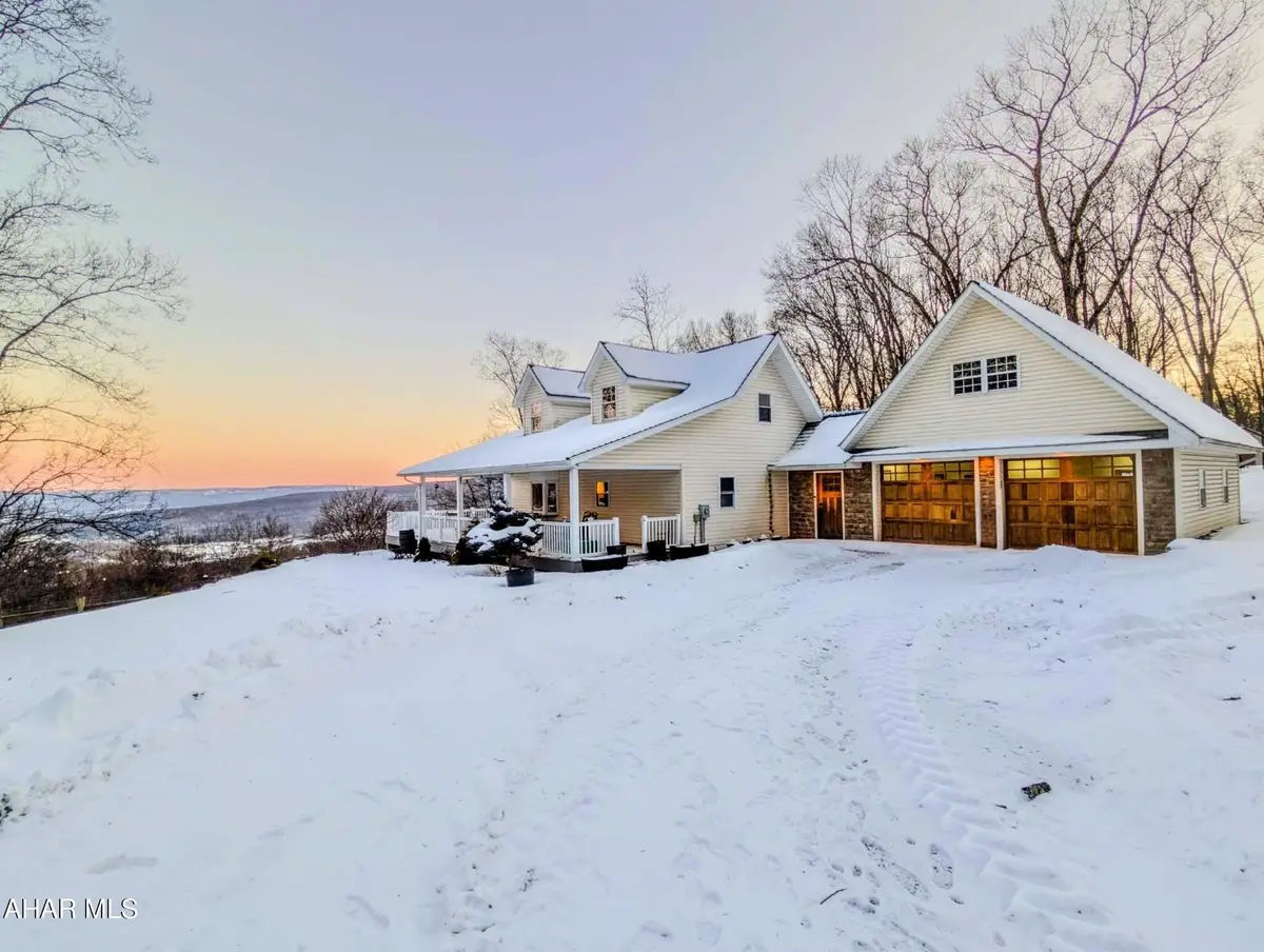 209 Peacock Lane, Bedford, PA 15522 - #1