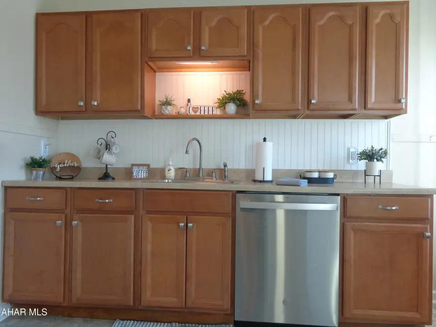 308 Crawford Avenue, Altoona, PA 16602 - #3