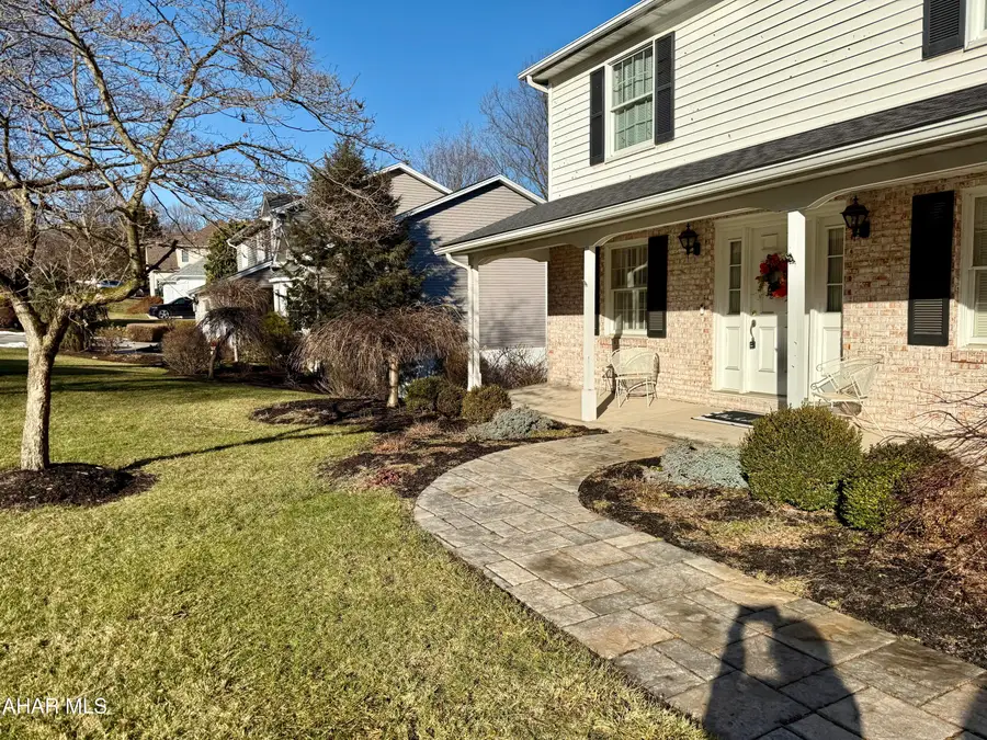 411 Ridge Avenue, Altoona, PA 16602 - #3