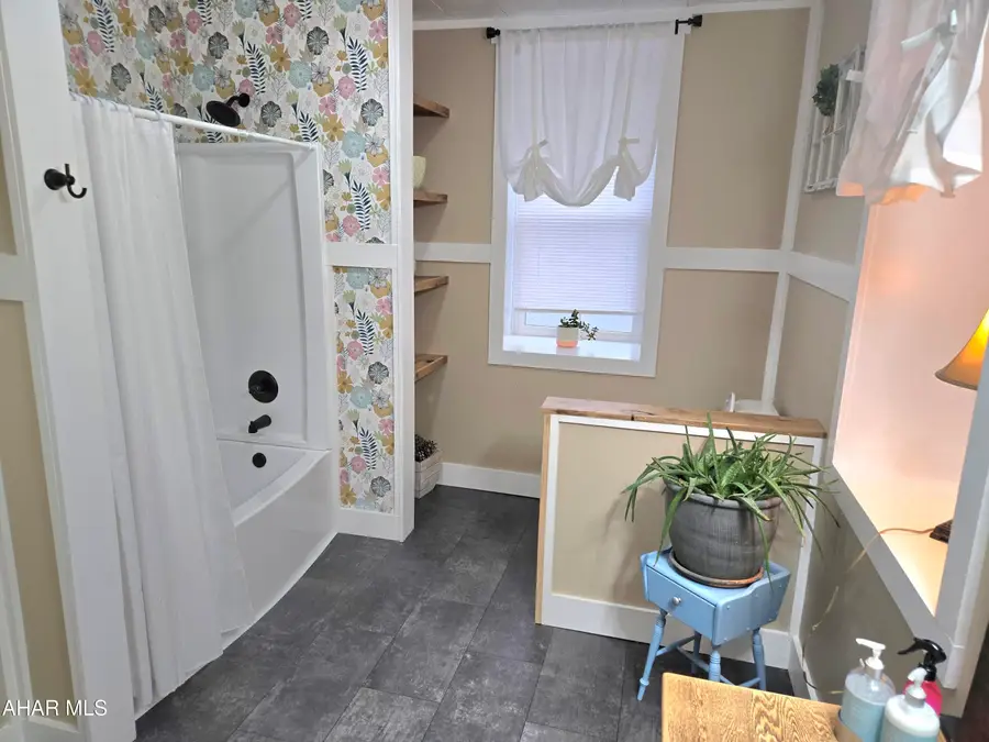 370 Chestnut Street, New Enterprise, PA 16664 - #3