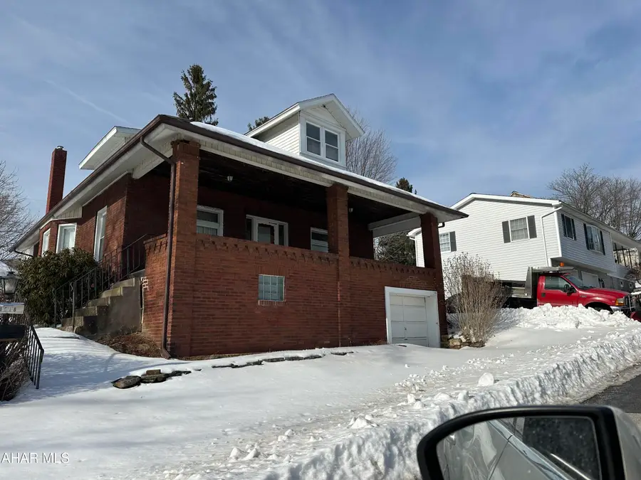 1518 27th Avenue, Altoona, PA 16601 - #2