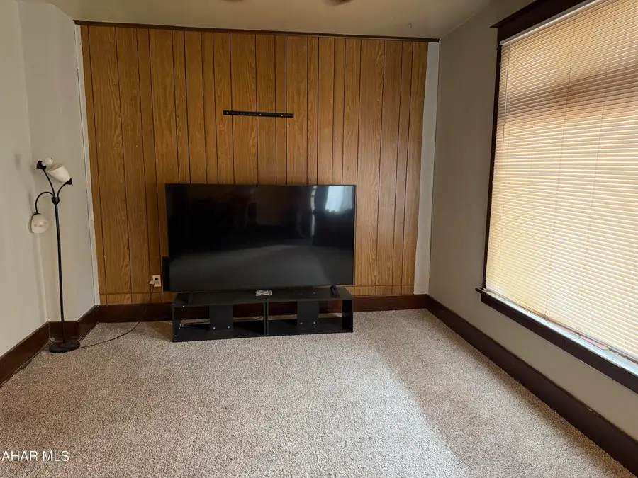 525-527 5th Avenue, Altoona, PA 16602 - #2