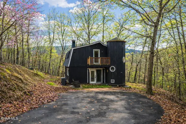 625 Diehl Road, Manns Choice, PA 15550