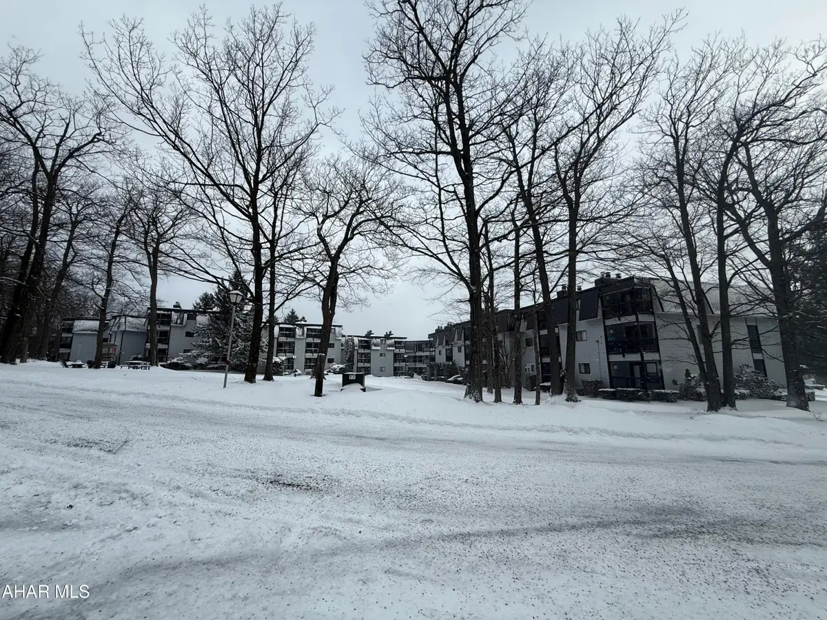 127 E Valley Point Lane, Claysburg, PA 16625 - #1