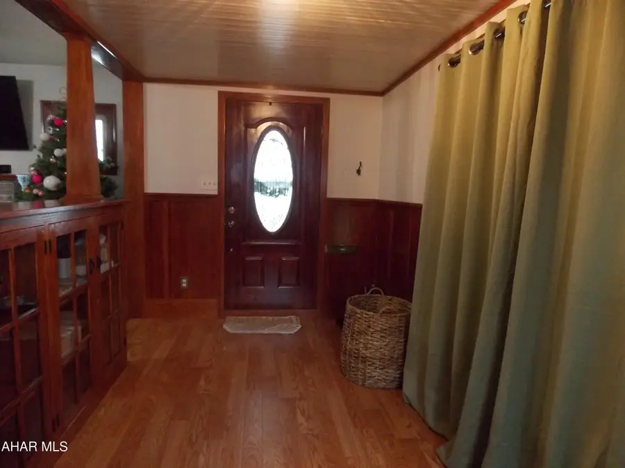 1315 21st Avenue, Altoona, PA 16601 - #3